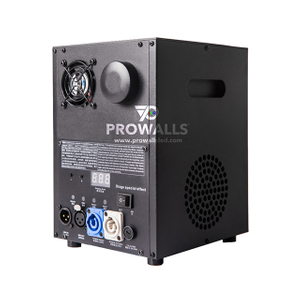 Máquina de chispas inalámbrica DMX 600W de fuente de fuegos artificiales fríos